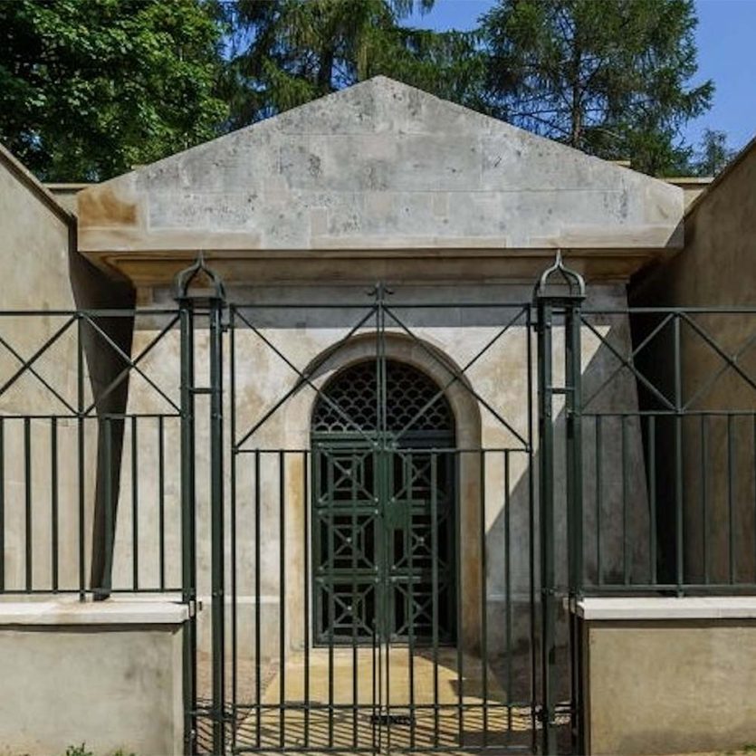 Hope Mausoleum on the Deepdene Trail a historic tour is part of the Mole ,Valley Arts Alive 2023